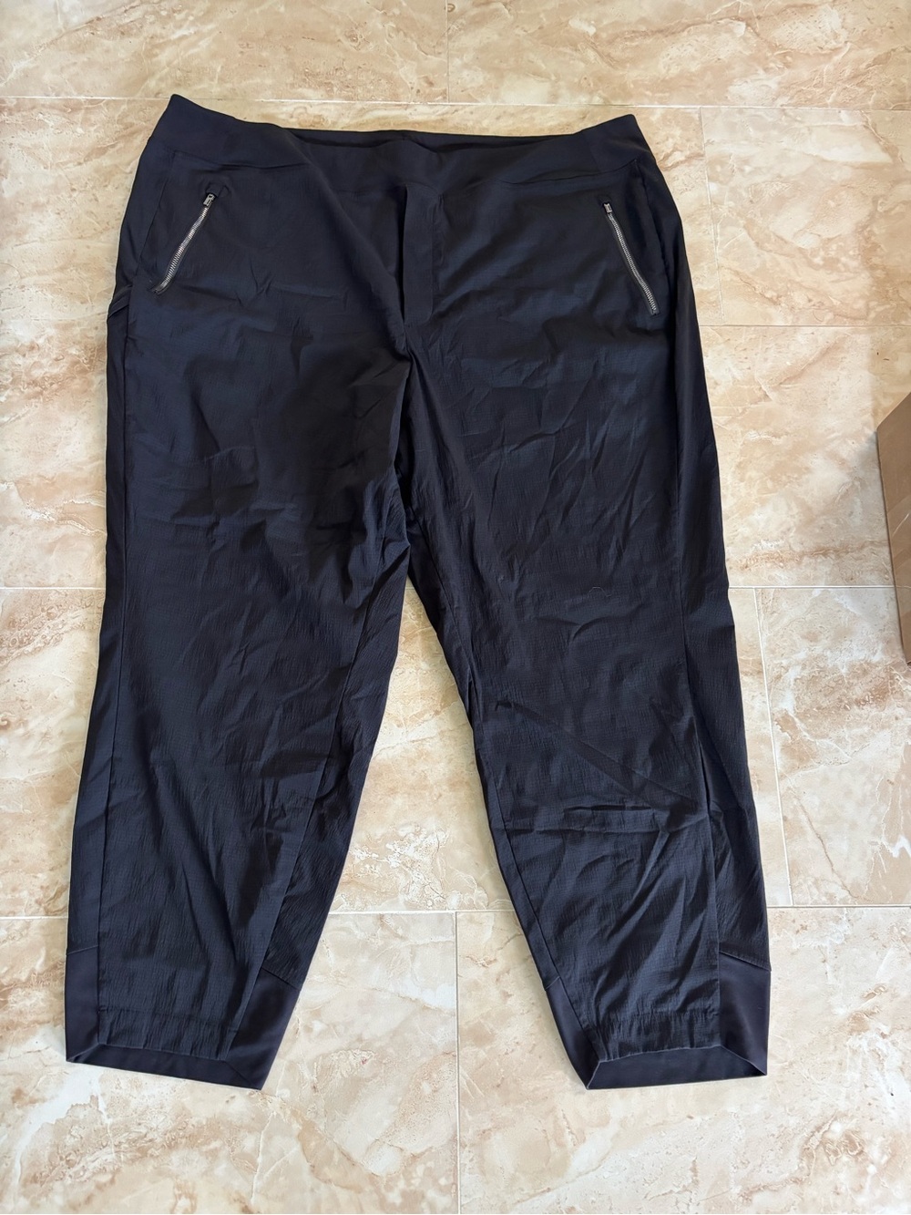 Athleta Trekkie North High Rise Jogger athleisure activewear outdoor hiking